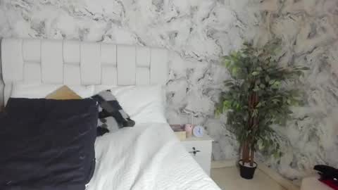 Snapshot of danny_fernandez chatting on October 19, 6:14 am danny_fernandez online show from October 19, 6:14 am