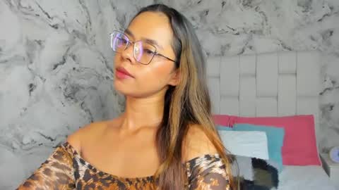 Snapshot of danny_fernandez chatting on May 27, 6:10 am danny_fernandez online show from May 27, 6:10 am