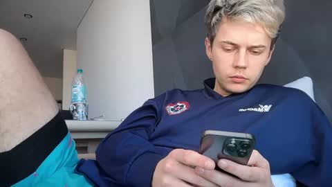 Snapshot of danny_love01 chatting on February 10, 9:46 am danny online show from February 10, 9:46 am