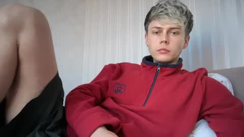 Snapshot of danny_love01 chatting on April 9, 2:55 pm danny online show from April 9, 2:55 pm