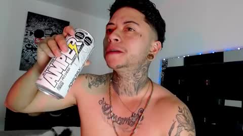 Snapshot of danny_stark chatting on February 4, 2:49 am Danny online show from February 4, 2:49 am