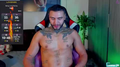 Danny Willson online show from April 6, 1:45 pm