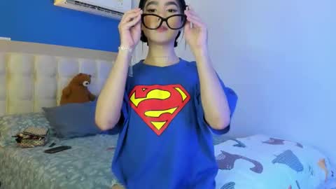 Danny online show from November 17, 4:40 am