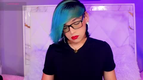 Snapshot of dannyhot__ chatting on April 25, 8:28 pm Danny online show from April 25, 8:28 pm