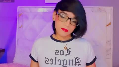 Snapshot of dannyhot__ chatting on May 2, 8:47 pm Danny online show from May 2, 8:47 pm