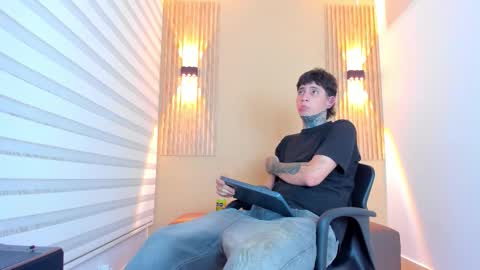 dante_armstrong online show from December 3, 3:47 am