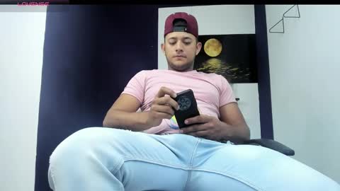 Dante online show from February 2, 11:30 am