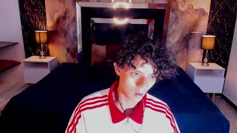 Snapshot of dante_browwn chatting on May 29, 11:41 am dante_browwn online show from May 29, 11:41 am