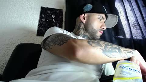 dante_d_angelo_ online show from October 19, 7:25 pm
