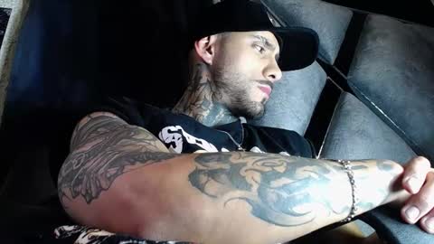 dante_d_angelo_ online show from February 28, 6:36 am