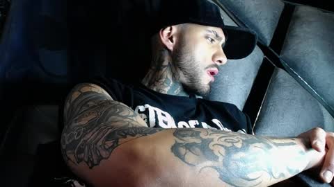 dante_d_angelo_ online show from April 3, 11:25 pm