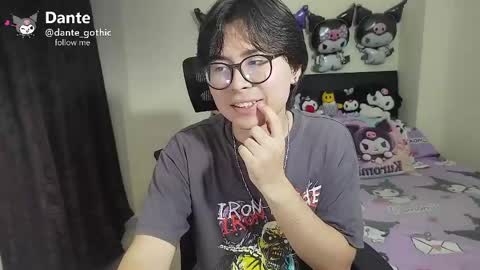 Snapshot of dante_gothic chatting on June 5, 5:36 am dante_gothic online show from June 5, 5:36 am