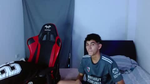 Dante online show from December 4, 4:43 am