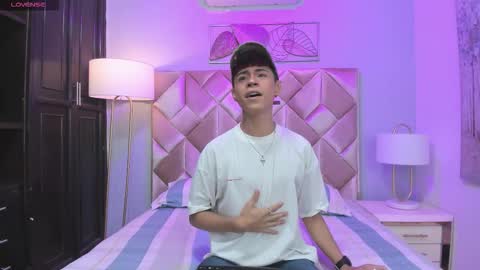 Snapshot of dante_x06 chatting on January 14, 12:00 pm dante_x06 online show from January 14, 12:00 pm