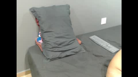 dantebrown1 online show from February 20, 2:41 am