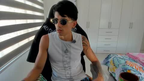 X Dante7373574 online show from July 13, 8:22 pm