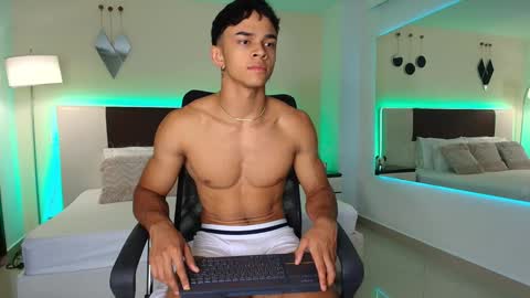 Dante online show from February 5, 8:57 pm