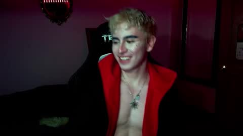 danteobscuro online show from December 3, 11:58 pm