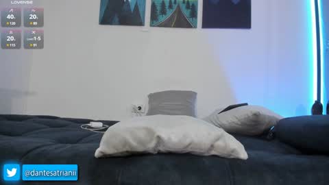 Snapshot of dantesatrianii chatting on January 20, 11:54 pm Dante  online show from January 20, 11:54 pm