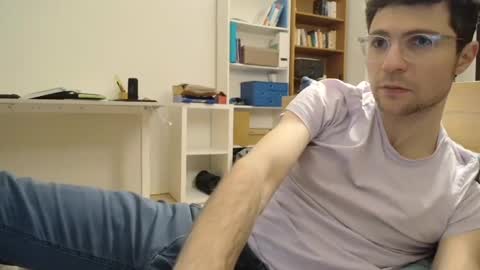 Snapshot of dantheman233 chatting on February 7, 5:18 pm Daniel online show from February 7, 5:18 pm