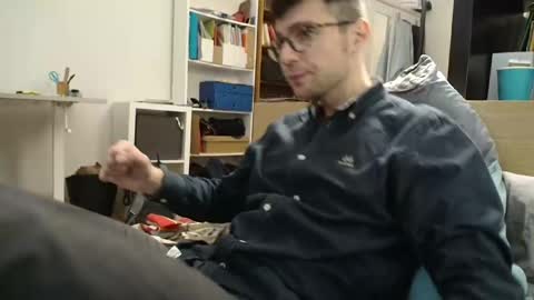 Snapshot of dantheman233 chatting on September 13, 11:54 am Daniel online show from September 13, 11:54 am