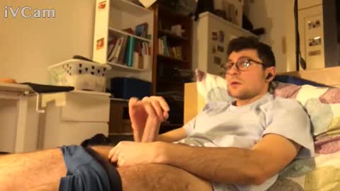 Snapshot of dantheman233 chatting on November 13, 6:18 pm Daniel online show from November 13, 6:18 pm