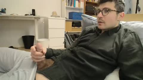 Snapshot of dantheman233 chatting on December 22, 8:39 pm Daniel online show from December 22, 8:39 pm