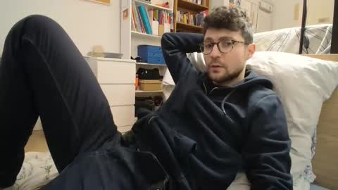 Snapshot of dantheman233 chatting on February 9, 3:05 pm Daniel online show from February 9, 3:05 pm