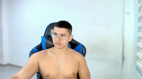 Dantraxx online show from February 14, 4:37 pm