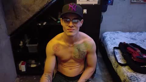 dany_kyng online show from March 19, 6:34 pm