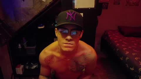 dany_kyng online show from May 31, 3:04 am