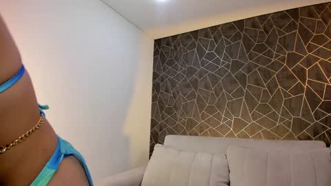 Daniela online show from December 21, 8:18 am