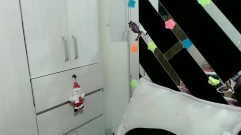 Snapshot of daphne877046 chatting on February 28, 2:56 am daphne877046 online show from February 28, 2:56 am