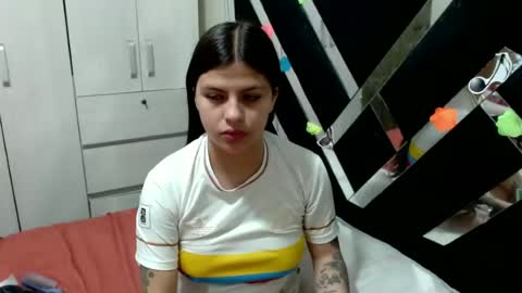 Snapshot of daphne877046 chatting on June 17, 6:09 pm daphne877046 online show from June 17, 6:09 pm