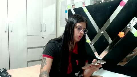 Snapshot of daphne877046 chatting on July 19, 2:37 am daphne877046 online show from July 19, 2:37 am