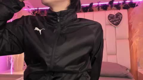 daphne_and_roger online show from March 14, 11:04 am