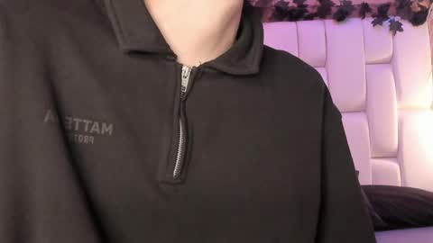 daphne_and_roger online show from April 13, 10:54 am