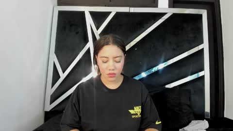 daphne_culeht online show from April 9, 8:47 pm