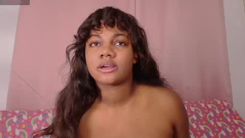 Snapshot of daphnewalker__ chatting on May 15, 11:39 am Daphne online show from May 15, 11:39 am