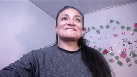 dapnne online show from January 4, 8:05 pm