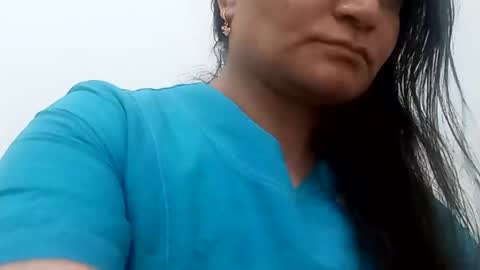 dapnne online show from January 22, 4:33 pm