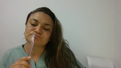 Snapshot of dapnne24 chatting on December 22, 9:45 pm dapnne online show from December 22, 9:45 pm