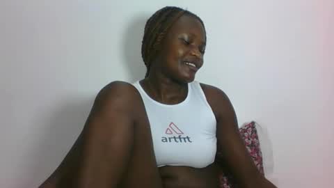 ESTHER online show from March 2, 9:21 pm