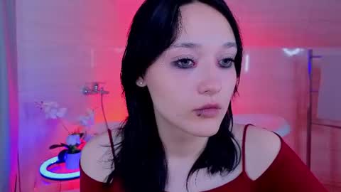 Darcy online show from June 17, 1:19 am