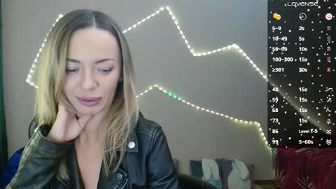 Snapshot of daria_spring chatting on February 25, 5:15 pm Daria online show from February 25, 5:15 pm