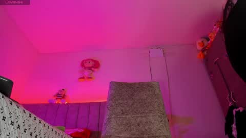 dariana_hot online show from April 22, 3:35 pm