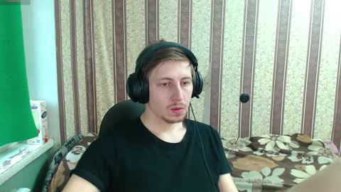 darienlarge online show from November 9, 10:35 am