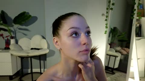 Snapshot of darilboom chatting on December 4, 2:04 pm darilboom online show from December 4, 2:04 pm