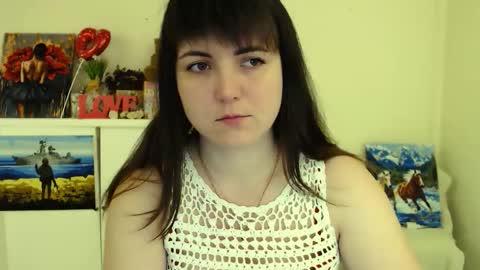 Snapshot of darina_m_ chatting on March 1, 5:09 am Darina online show from March 1, 5:09 am