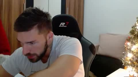 darius_94 online show from January 10, 5:42 am